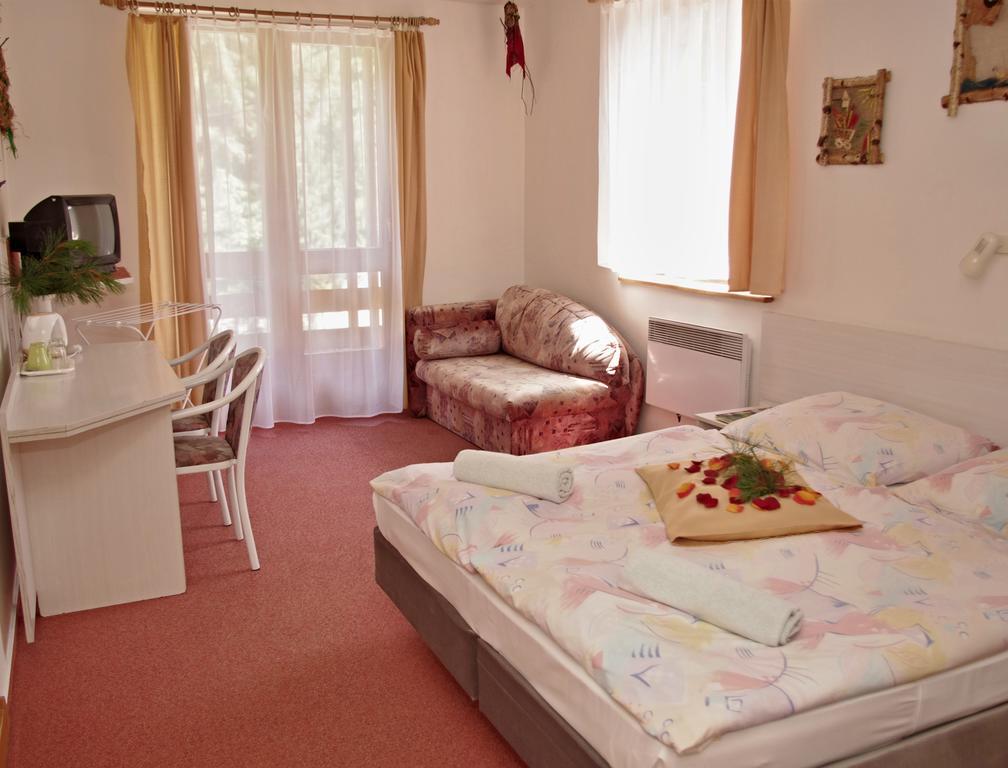 Penzion Limba Demanovska Dolina Exteriör bild