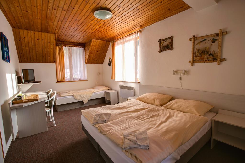 Penzion Limba Demanovska Dolina Exteriör bild